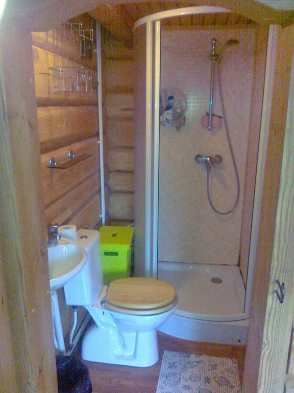 Villa Mirteli Talu Tahkuranna Habitación foto